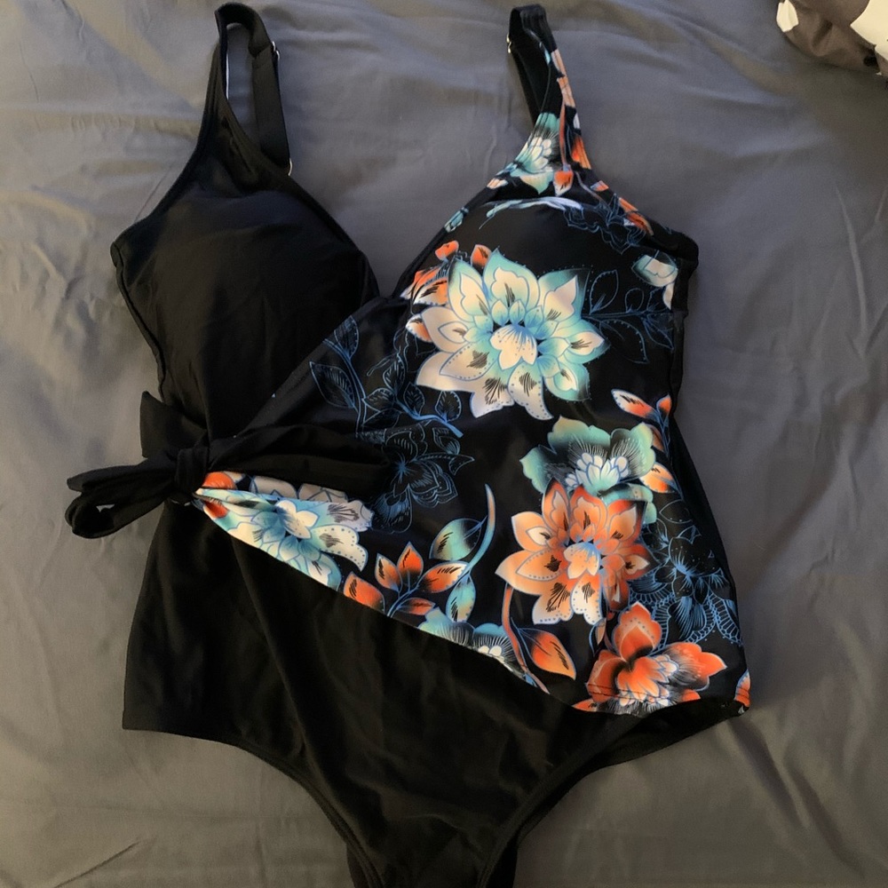 Bathing suit
